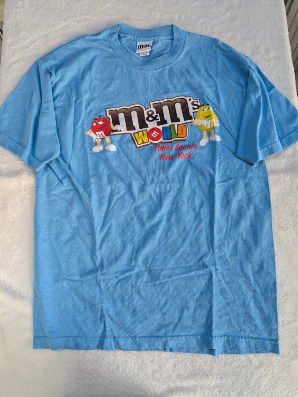 Vintage 2000s M&M's world times square new York adult large